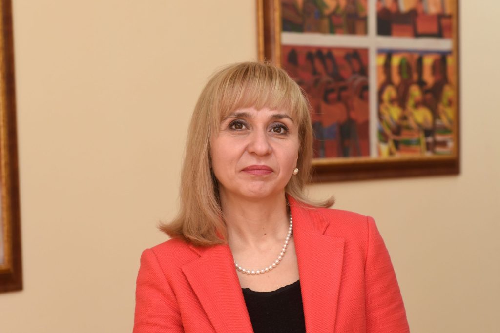 МИ изиска от КЗП проверка за неравноправни клаузи и нелоялни практики на мобилните оператори 4 Диана Ковачева