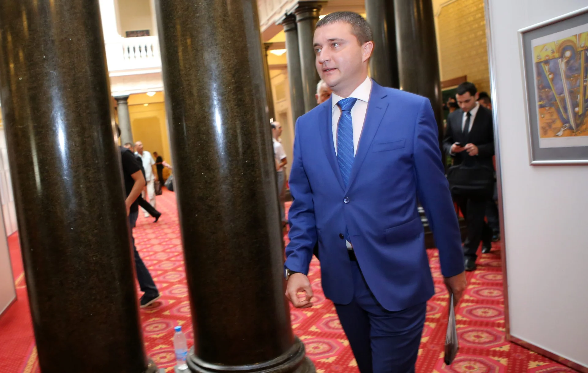 Парламент Владислав Горанов