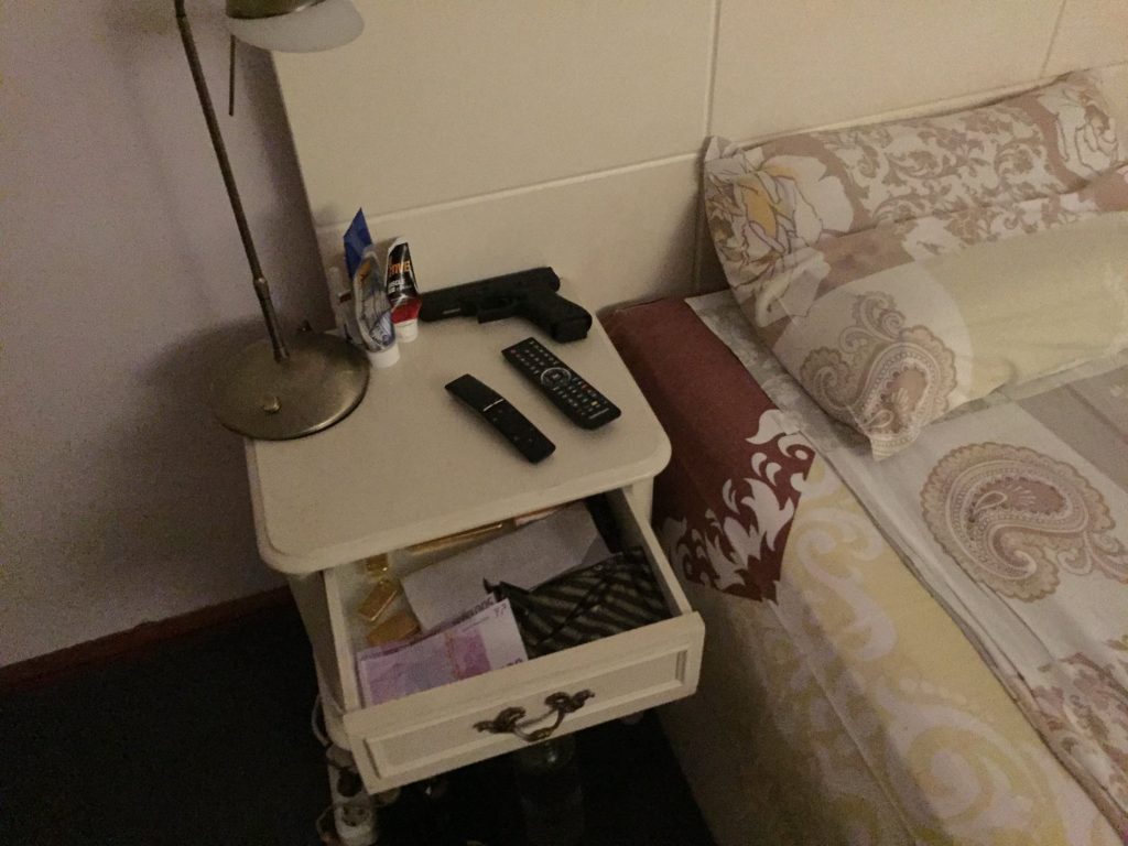 шкафче борисов