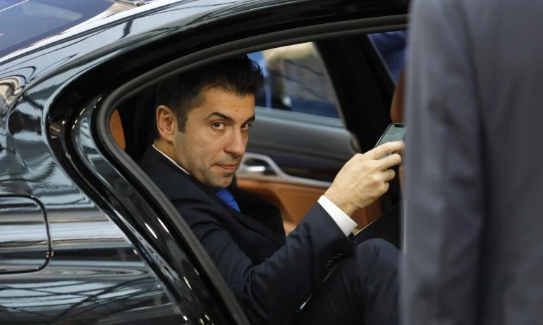 Съдът решава ще гледа ли делото срещу Кирил Петков за ареста на Бойко Борисов
