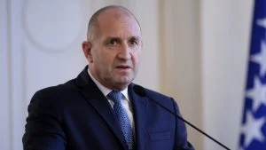 Радев е убеден, че правителството и парламентът направят необходимото, за да се присъединим към еврозоната