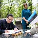 посланик на България в Естония със седалище в София Селвер Халил връчи акредитивните си писма на президента Керсти Калюлайд
