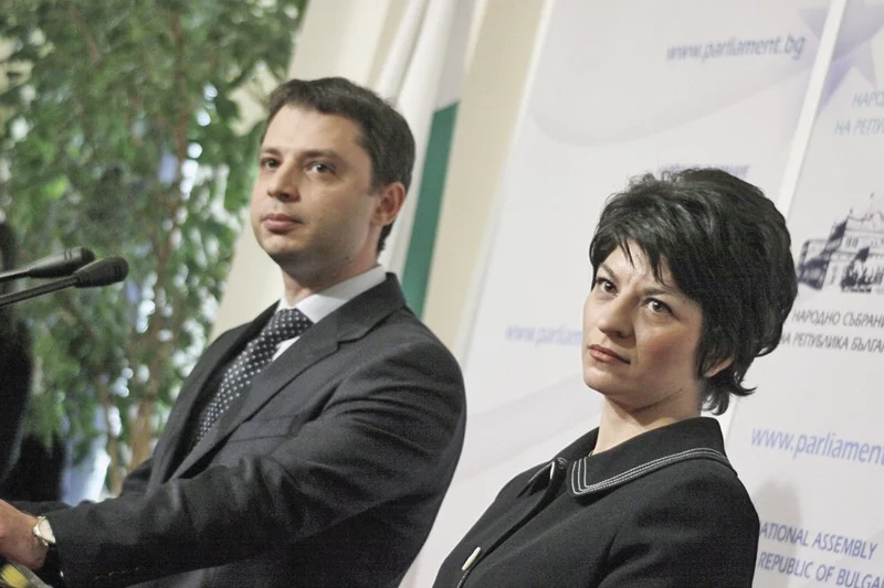 Новите министри Делян Добрев и Десислава Атанасова