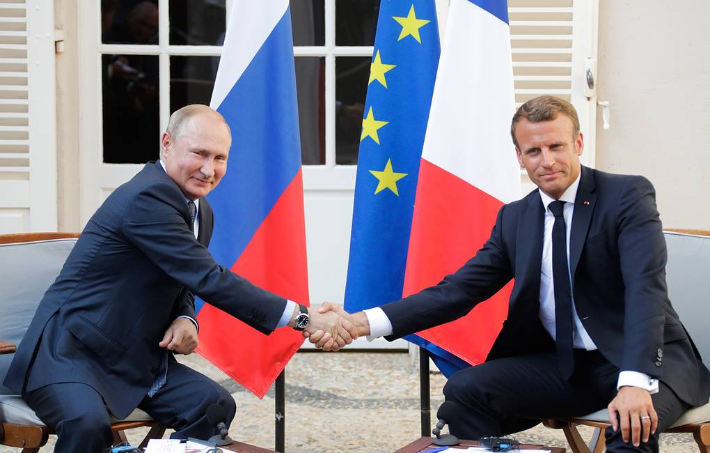 еманюел макрон владимир путин