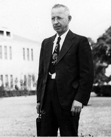 виктор хутев