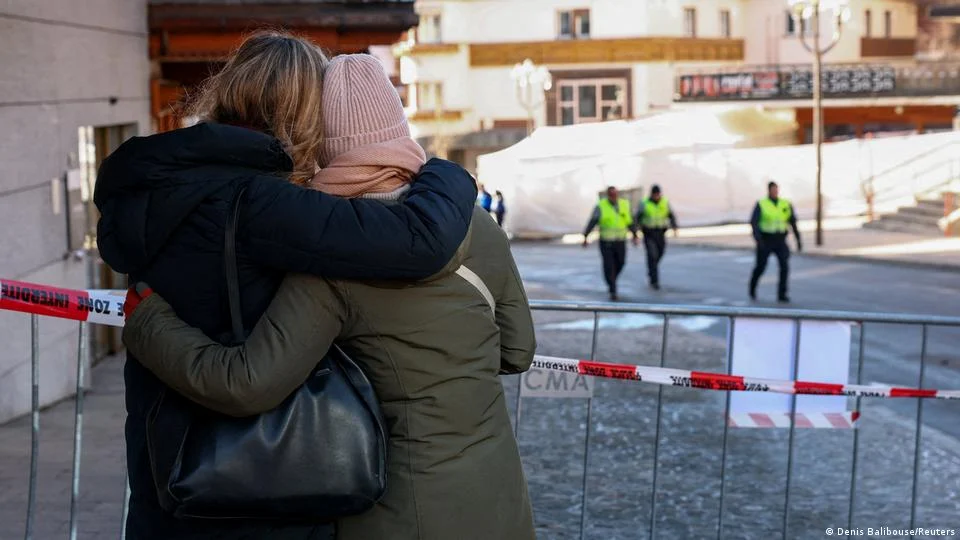 Бенгалски огън е вероятната причина за смъртоносния пожар в бара в швейцарските Алпи