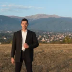 Кметът на Бистрица получи широка подкрепа след палежа на автомобила и дома му