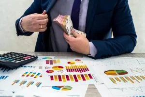 държавните предприятия, корупцията, партии, Данъчната амнистия, Пари