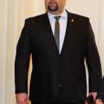 Парламент Деан Станчев