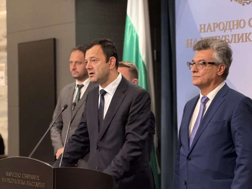 От „Прогресивна България“ предлагат промени срещу високите цени на лекарствата и обществените поръчки