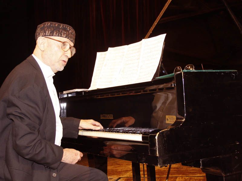 Милчо Левиев