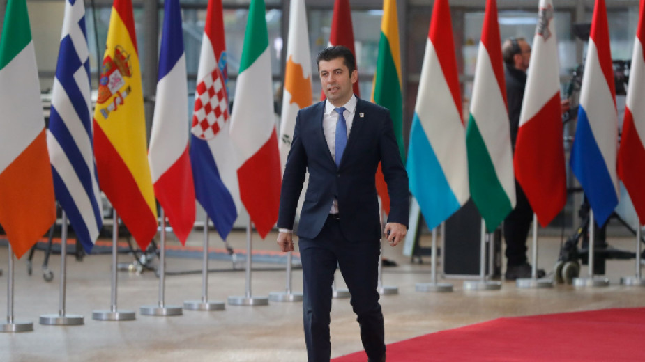 Кирил Петков