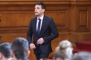 Парламент Никола Минчев