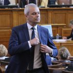 Парламент Костадин Костадинов