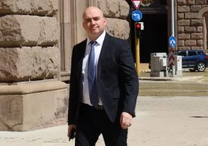 Служебен кабинет служебно правителство