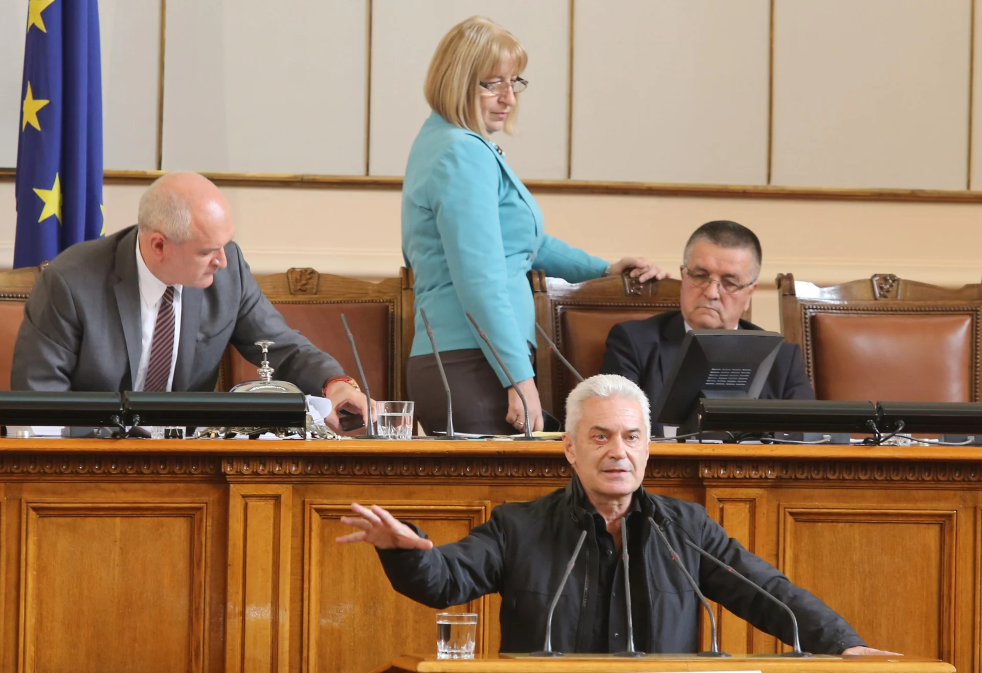Парламент Волен Сидеров