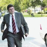 Шефът на центъра Бойко Великов иска широко обсъждане за защитата на лица