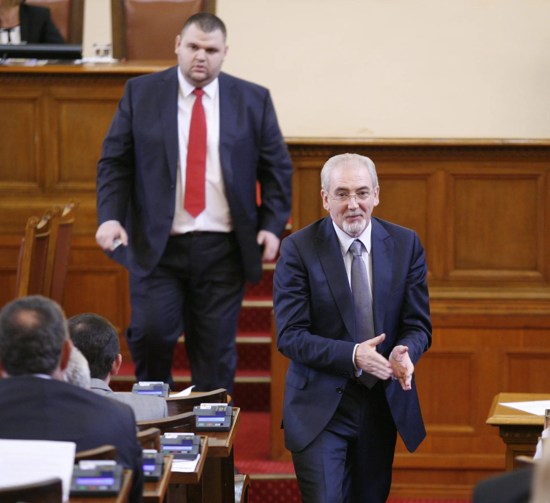 местан и пеевски