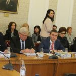 Парламент комисия по бюджет и финанси Кирил Ананиев Владислав Горанов