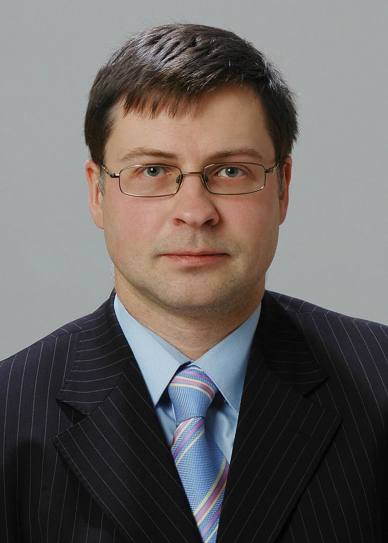 Валдис Домбровскис