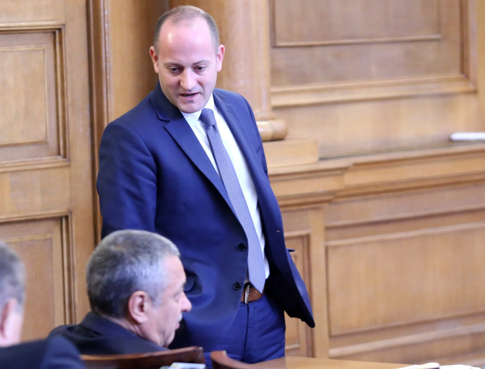 Парламент - Радан Кънев