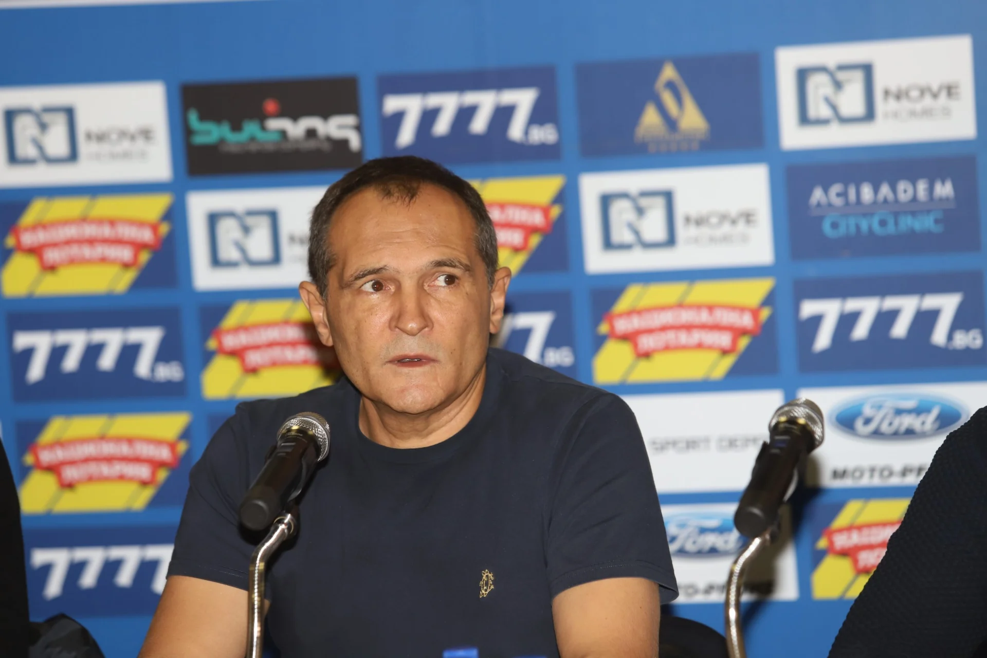 Васил Божков среща с фенове