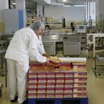 индустриалното ни производство, 20 г. Нестле България Обновена линия за производство на нов Кит Кат десерт