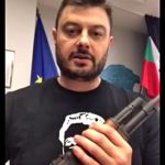 Николай Бареков с автомат