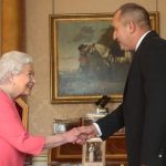 радев кралица елизабет втора