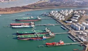 Нидерландия ротердам пристанище терминал втечнен природен газ