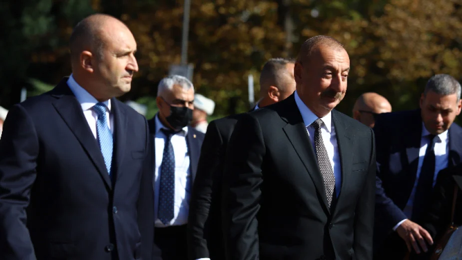 Румен Радев и Илхам Алиев