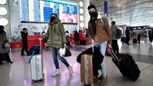 коронавирус летище пътници