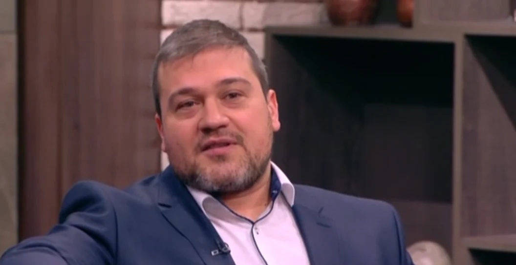 Адвокат Никола Вапцаров
