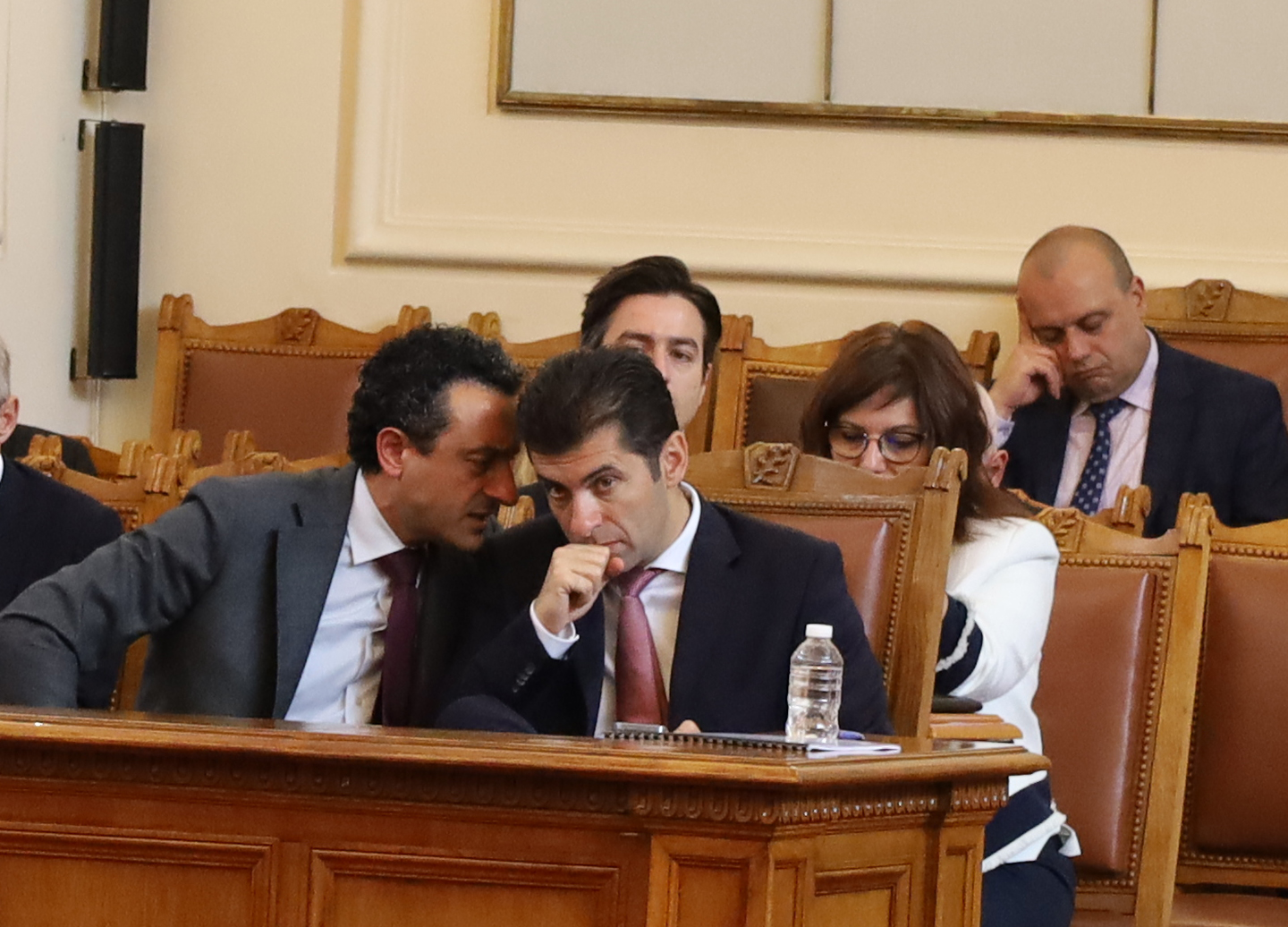 Парламент Даниел Лорер Кирил Петков