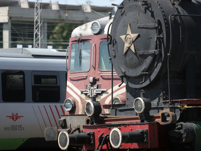 Холдинг БДЖ ЕАД - локомотиви