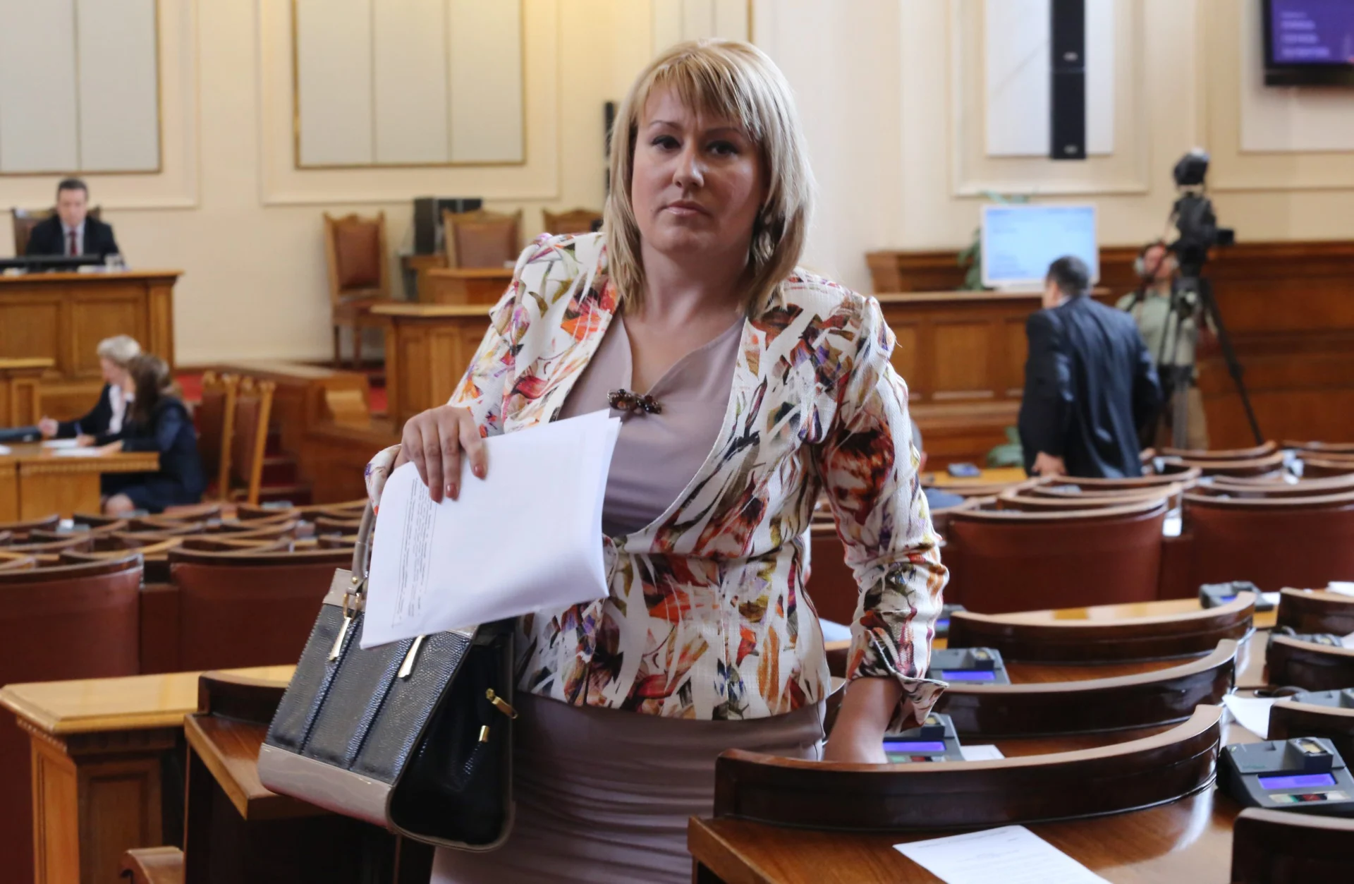 Парламент Ана Баракова