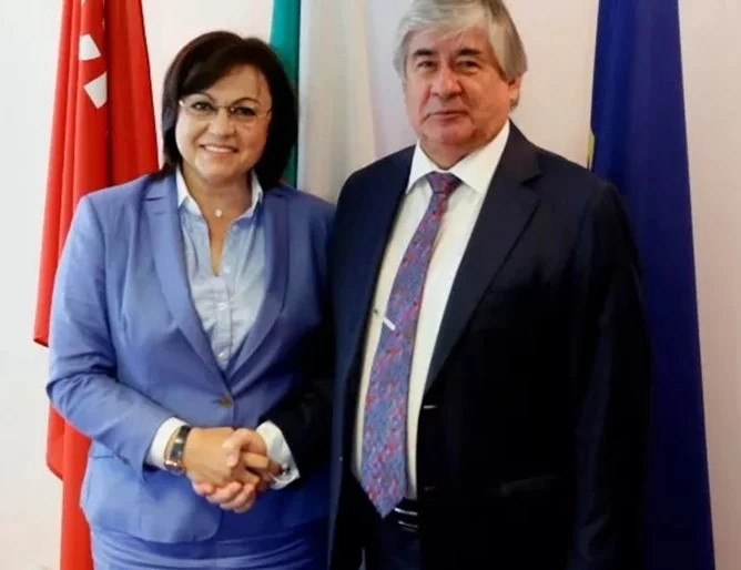 нинова макаров