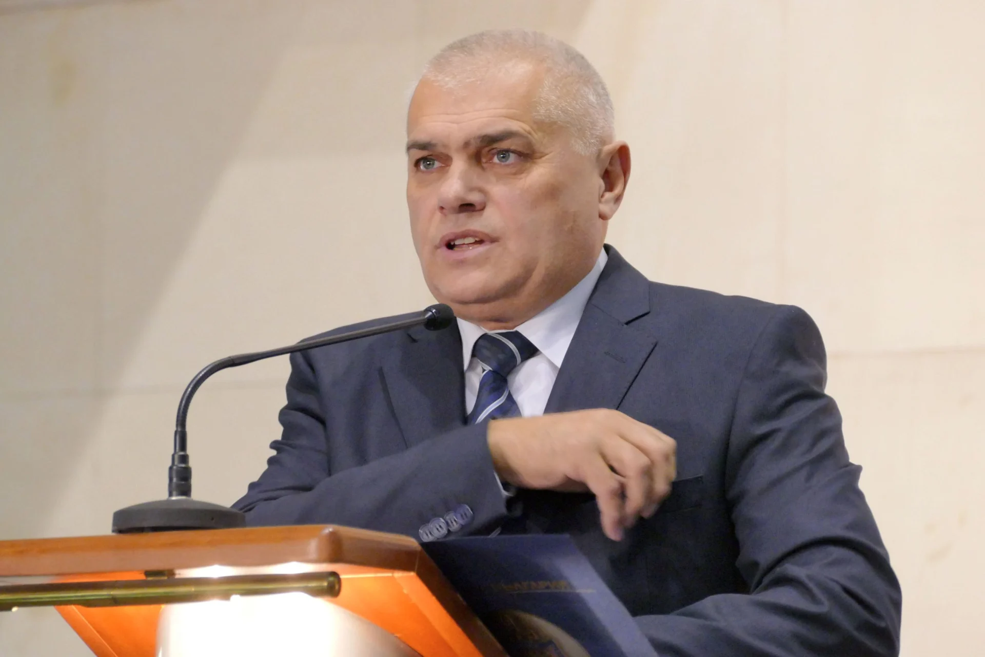 валентин радев