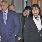 Премиерът Бойко Борисов чака Елеонора Николова да убеди някого в ползата от БОРКОР.