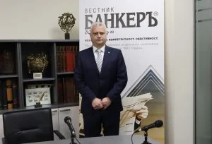 Емил Дечев