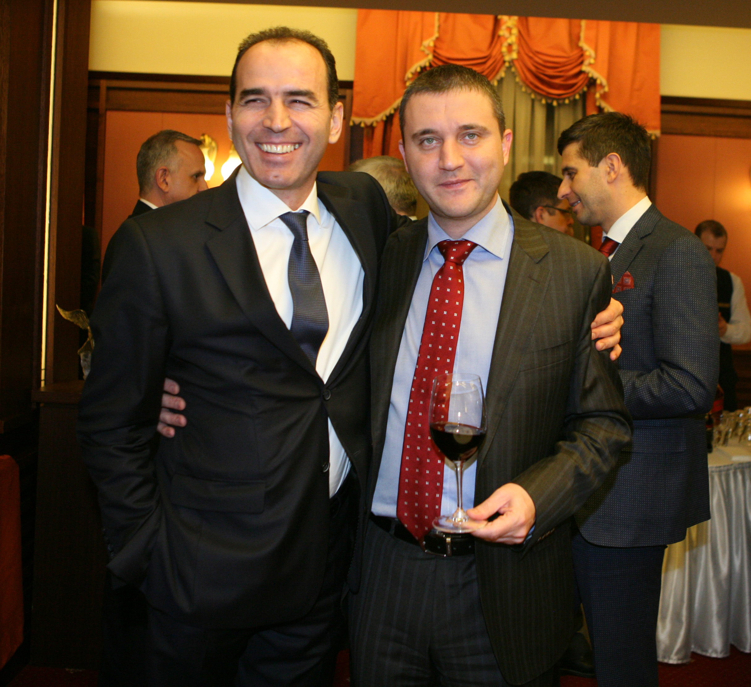 Коктейл на АББ АТБ Асоциация на българските банки Иван Искров - БНБ Владислав Горанов - мин. на фин.