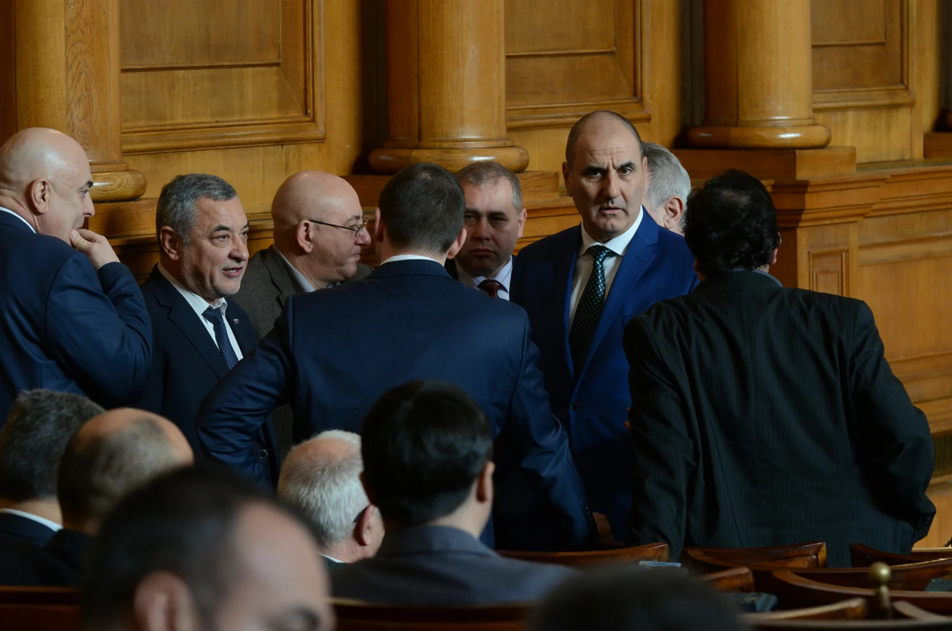 Парламент
