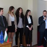 студенти първенци