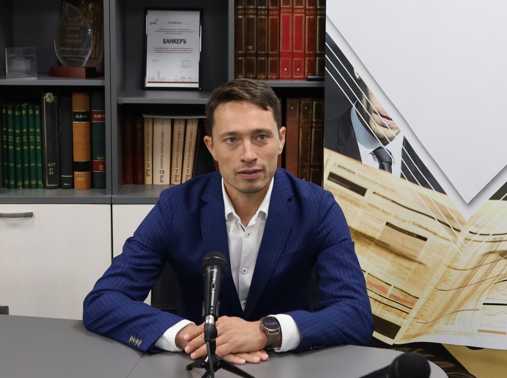 Владимир Табутов