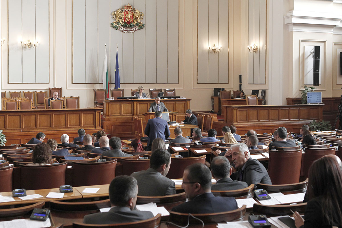 депутати