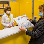 Офисът на "Български пощи" на спирка „Патриарх Евтимий“