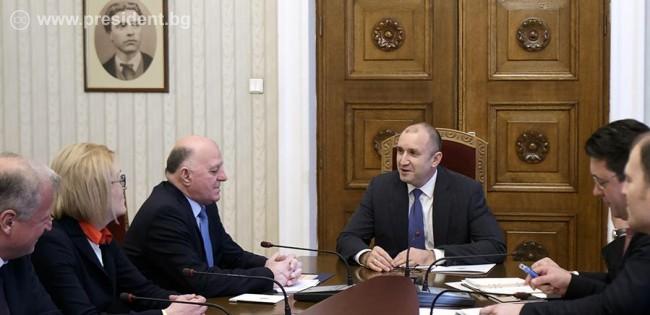 Румен Радев