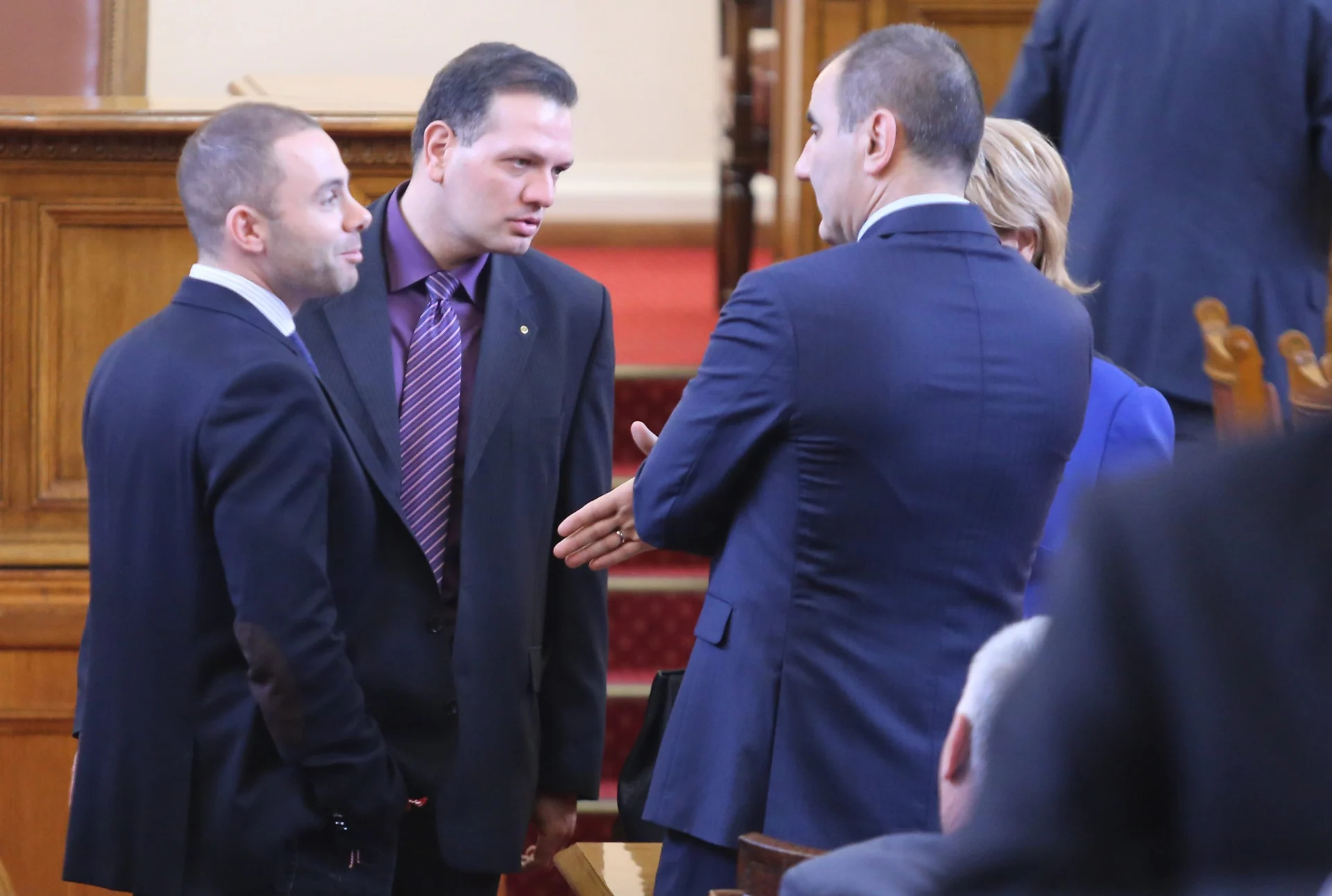 Парламент Александър Ненков