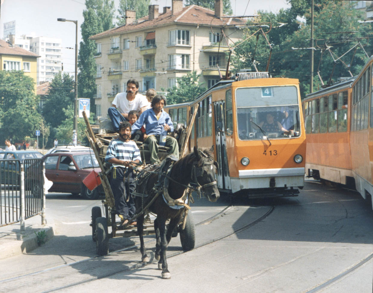Градски транспорт циганикаруца