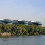 Atos Атос централата на ИТ компанията в Безонс Франция